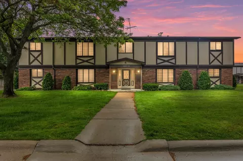 22811 Grove, Saint Clair Shores, MI 48080