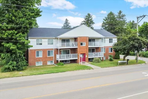 600 W Michigan, Paw Paw, MI 49079