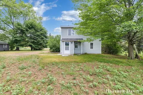 Exterior - 4578 135th Ave, Hamilton, MI 49419 photo 3 of 5