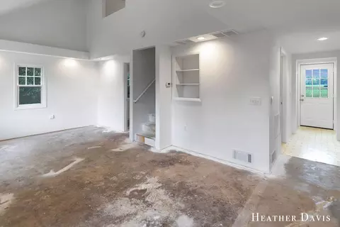 Living - 4578 135th Ave, Hamilton, MI 49419 photo 2 of 2