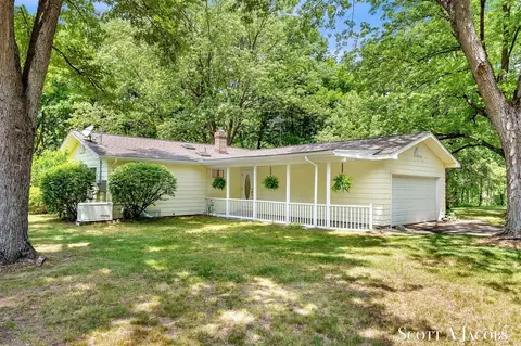 2821 12 Mile, Rockford, MI 49341