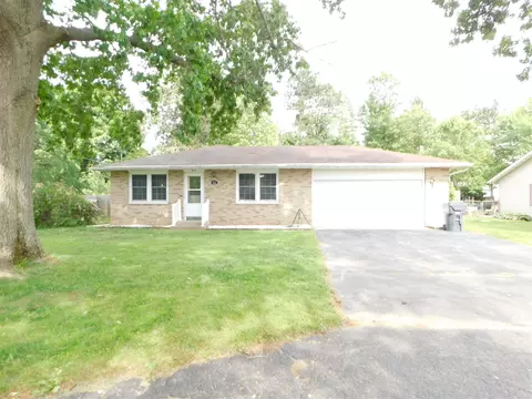 502 Charles, Paw Paw, MI 49079