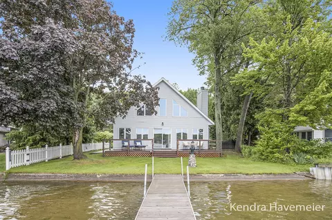 8765 Je Ne Be, Rockford, MI 49341