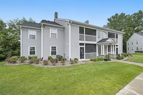 4219 Inverness #118, Dexter, MI 48130
