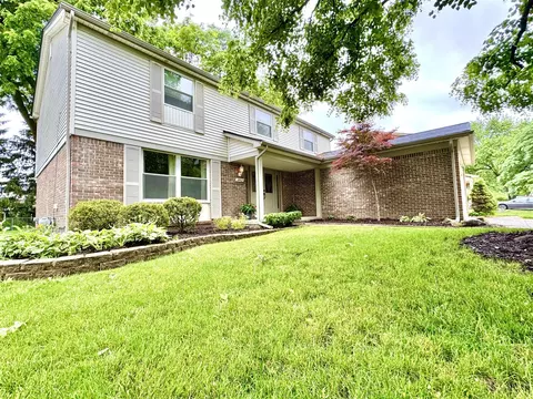 45827 Gainsborough, Canton, MI 48187