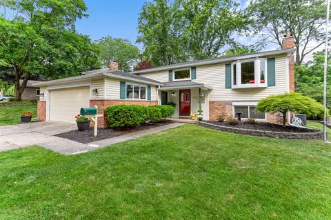 525 Langfield, Northville, MI 48167