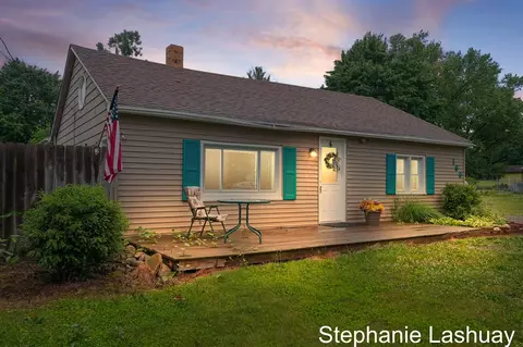 169 S Linda, Cedar Springs, MI 49319