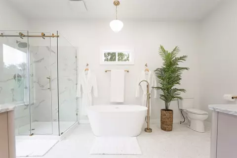Bath - 1021 Marsh, Plainwell, MI 49080 photo 1 of 5