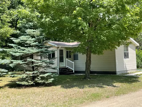 13250 Algoma, Cedar Springs, MI 49319