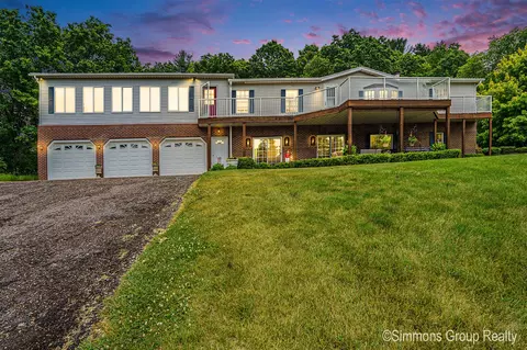 6249 Cannonsburg, Belmont, MI 49306