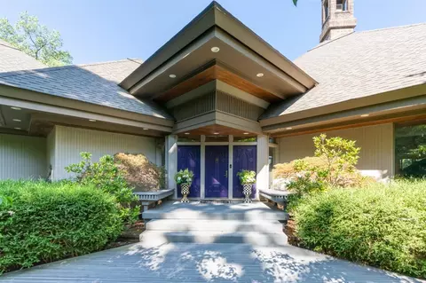 401 Glazier, Chelsea, MI 48118