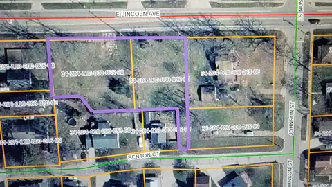 615 E 625 E Lincoln, Ionia, MI 48846