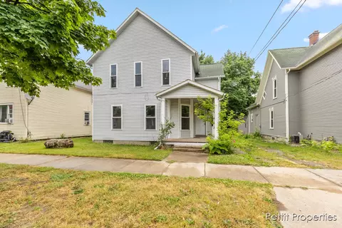 558 Fremont, Grand Rapids, MI 49504