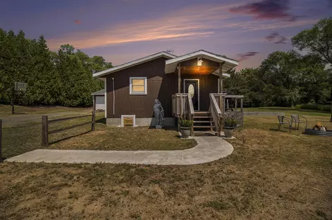 6168 N Oceana, Hart, MI 49420