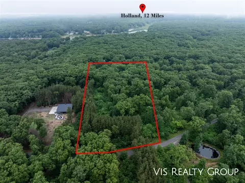 6289 Gesh, Saugatuck, MI 49453