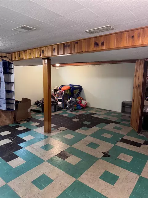 Other - 34516 John, Wayne, MI 48184 photo 2 of 5