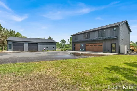 2377 64th, Fennville, MI 49408