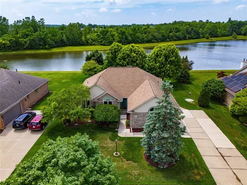 43191 Winterfield, Sterling Heights, MI 48314