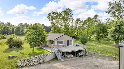 2200 Lindsey Rd, Jackson, MI 49201