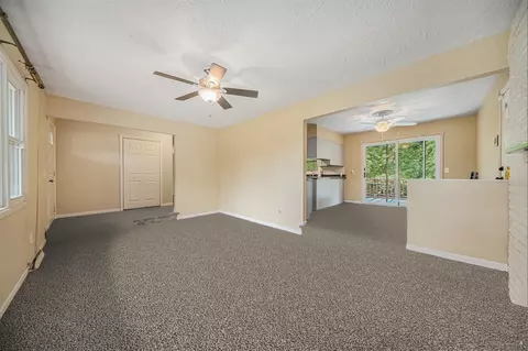 6109 Young, Jackson, MI 49201 photo 5