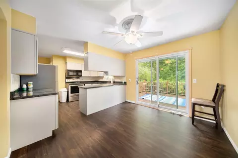 6109 Young, Jackson, MI 49201 photo 7