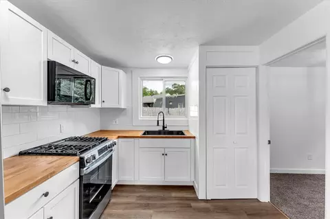 521 E Morrell, Otsego, MI 49078 photo 5