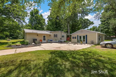 37920 22nd, Kalamazoo, MI 49009