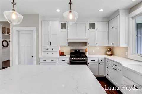 Kitchen - 6681 Whites Brg, Belding, MI 48809 photo 7 of 7