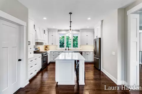 Kitchen - 6681 Whites Brg, Belding, MI 48809 photo 3 of 7