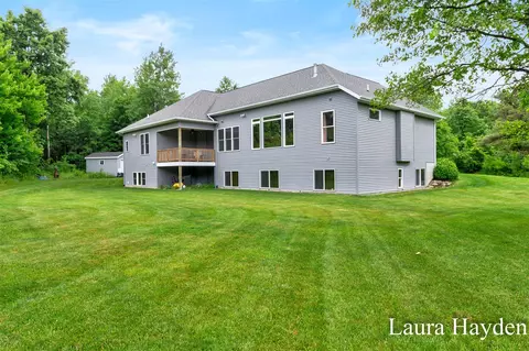 Exterior - 6681 Whites Brg, Belding, MI 48809 photo 6 of 9