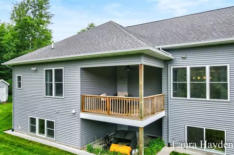 Exterior - 6681 Whites Brg, Belding, MI 48809 photo 7 of 9