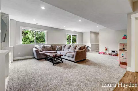 Living - 6681 Whites Brg, Belding, MI 48809 photo 3 of 5