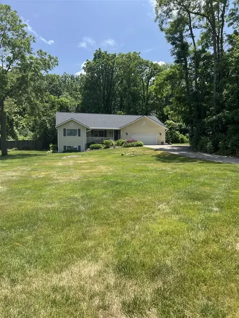 5437 Grand Riv, Grand Rapids, MI 49525