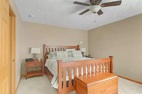 Bedroom - 4792 Forest Vale, Pierson, MI 49339 photo 7 of 7