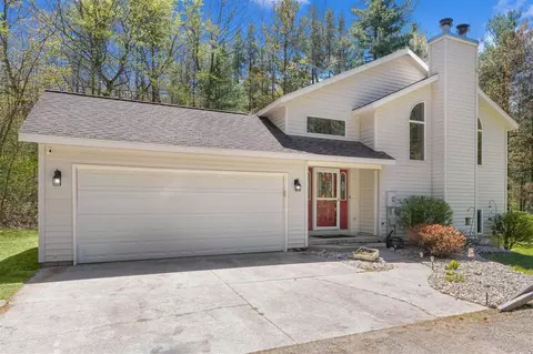 4792 Forest Vale, Pierson, MI 49339