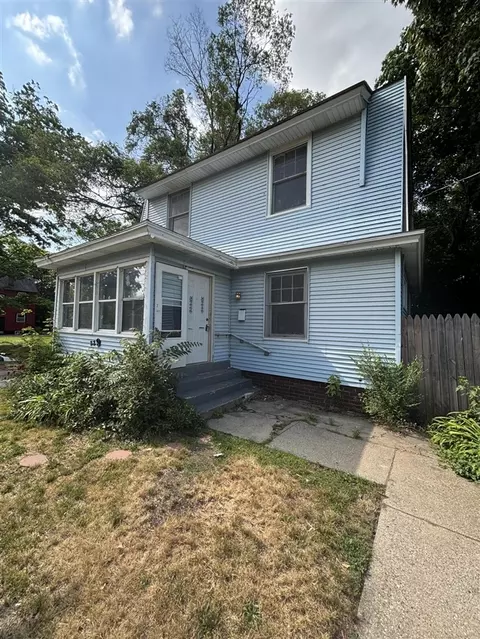 229 Montgomery, Grand Rapids, MI 49507