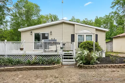 9140 James, Reed City, MI 49677