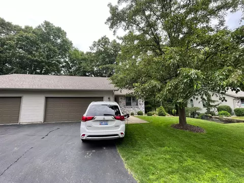 5753 Wood Vly, Kalamazoo, MI 49009