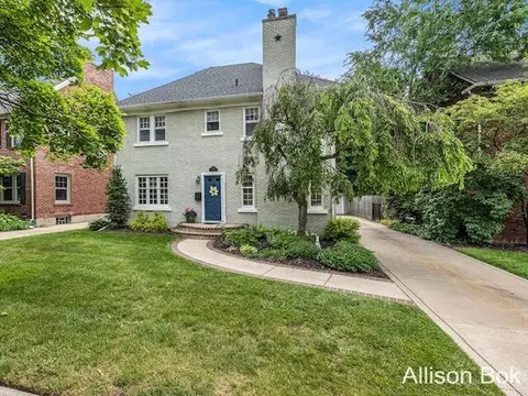 828 Cadillac, Grand Rapids, MI 49506