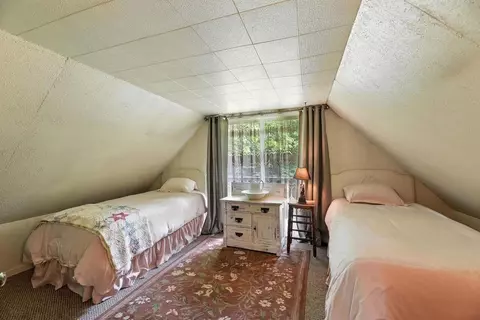 Bedroom - 8454 Stickles, Three Oaks, MI 49128 photo 3 of 4