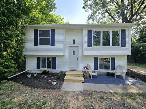 2159 Eden, Ann Arbor, MI 48108
