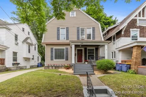 109 Fuller, Grand Rapids, MI 49506