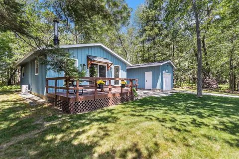 5510 W Lattin, Pentwater, MI 49449