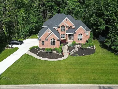 8255 Shady Brk, Flushing, MI 48433