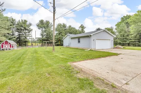 2525 Pickett, Parma, MI 49269 photo 4