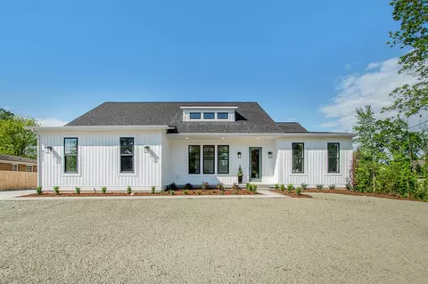 116 Kara, Rockford, MI 49341