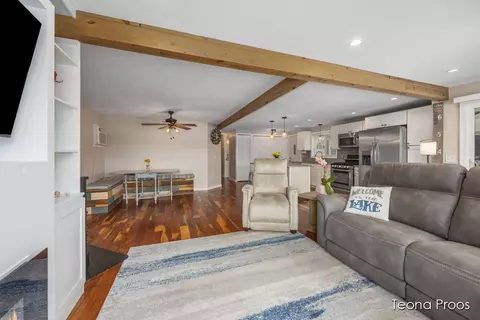 12865 S Englewright, Sand Lake, MI 49343 photo 8