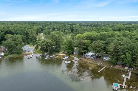 12865 S Englewright, Sand Lake, MI 49343 photo 25