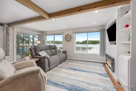 12865 S Englewright, Sand Lake, MI 49343 photo 7