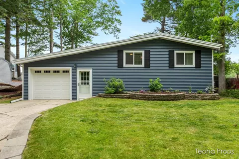 12865 S Englewright, Sand Lake, MI 49343 photo 2